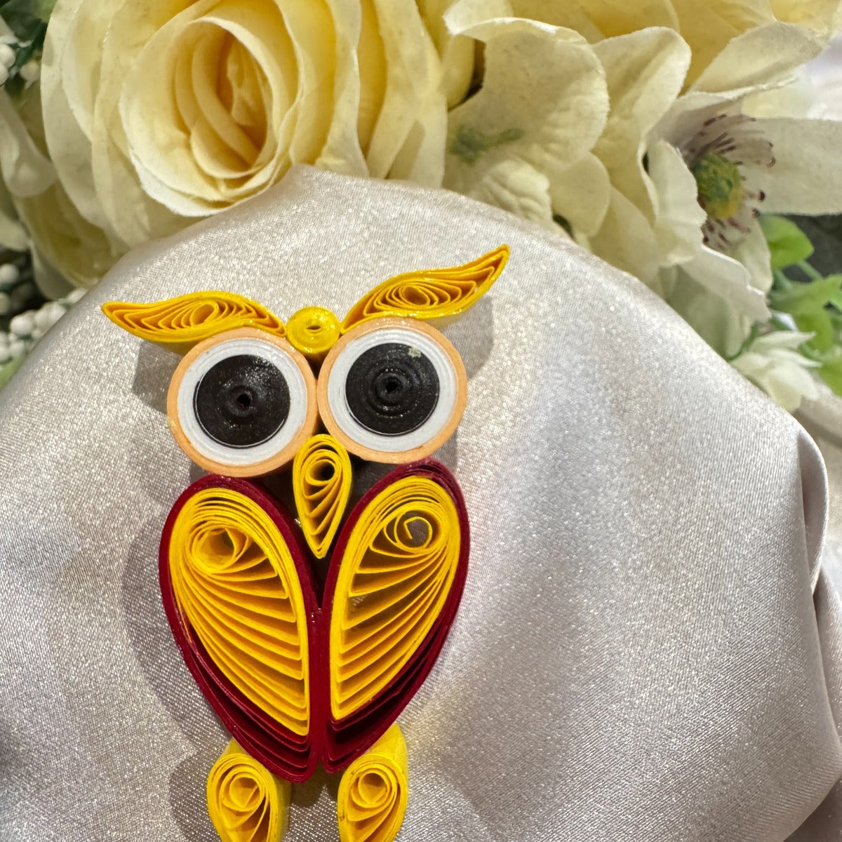 Crimson Gold handmade paper quilled owl fridge magnet